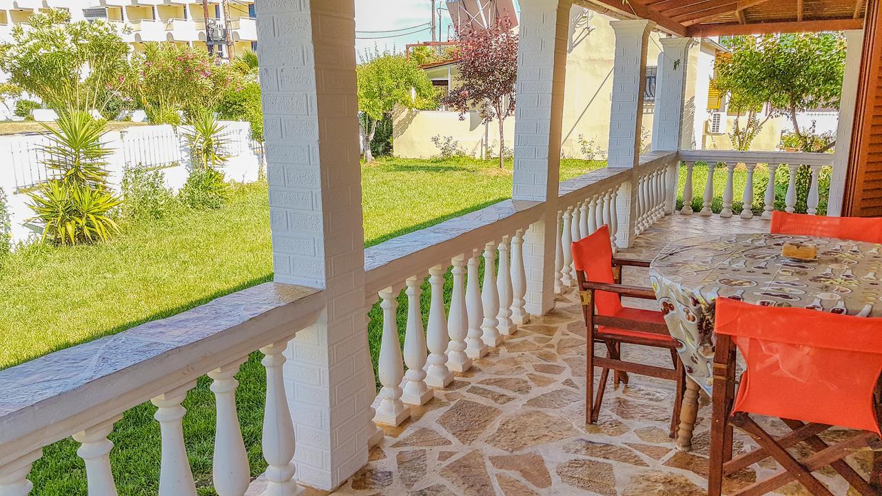 Villa Panorea Moraitika Exterior photo